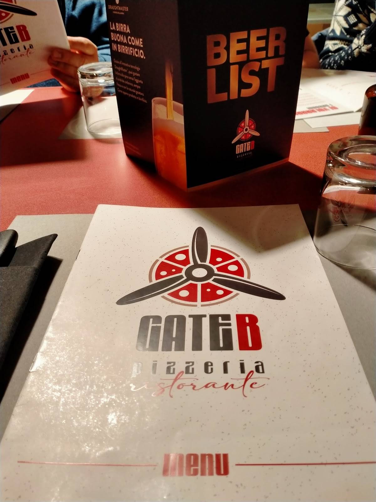 Menu di Gate B - Pizzeria Ristorante 